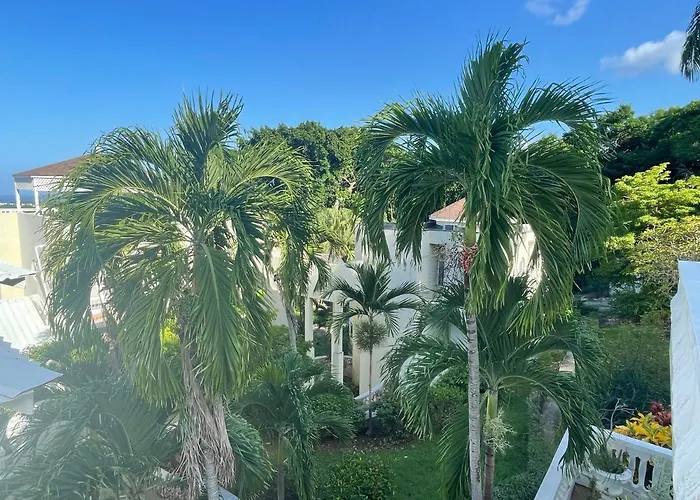 Apartamento Hummingbird Retreat - Luxury Oceanview Apt, 7-minute Walk To *